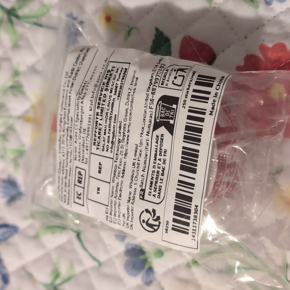 250 Count Fragile Handle With Care Stickers  New - Picture 3 of 3